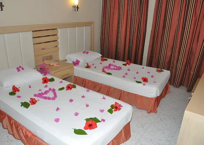 Aparthotel Candan