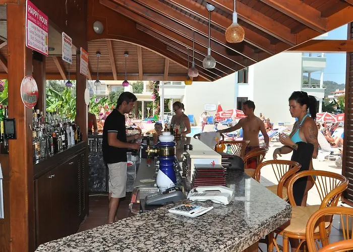 Candan Marmaris