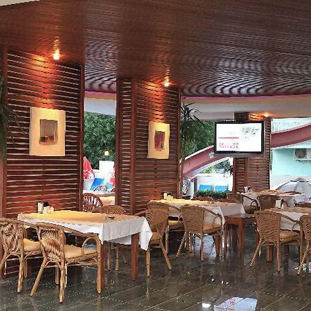 Apart Otel Candan 4*