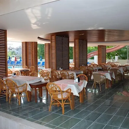 Hotel apartamentowy Candan