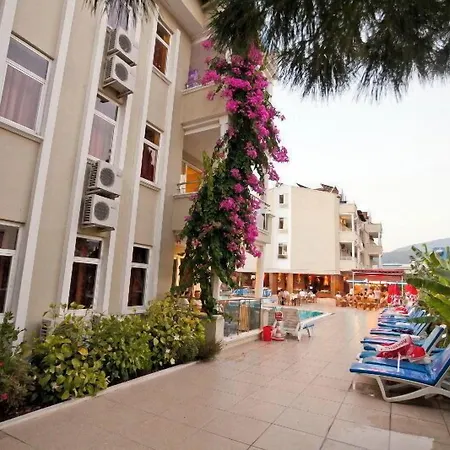 Candan Apart Otel Marmaris