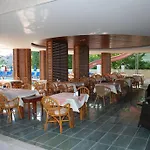 Candan Marmaris