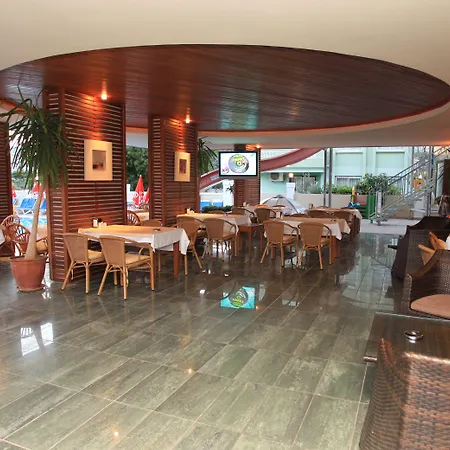 公寓式酒店 Candan 4*