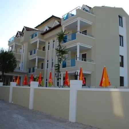 Candan شقة فندقية 4*