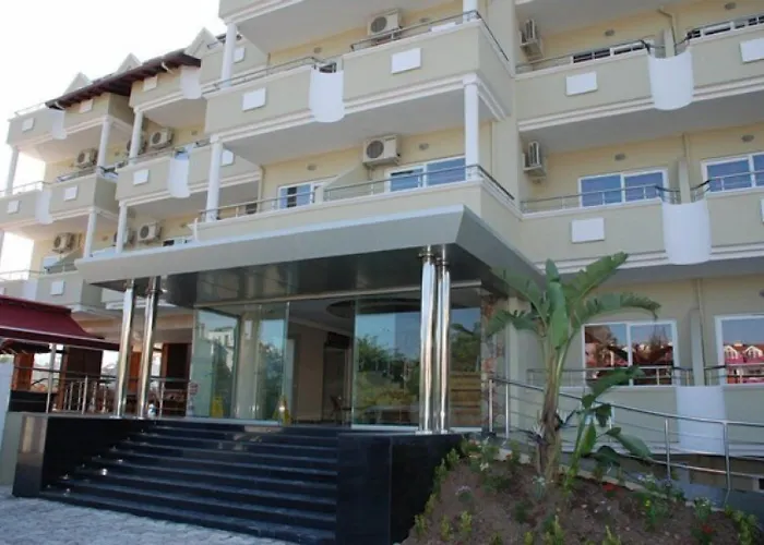 Candan Lejlighedshotel 4*